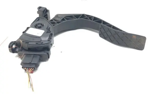 Audi A6 C7 Accelerator throttle pedal 8K1723523A