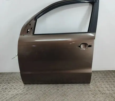 Volkswagen Amarok Front door 2H0831055S