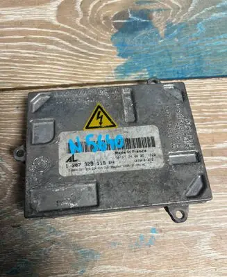 Alfa Romeo 166 Headlight ballast module Xenon 1035500015 1307329115