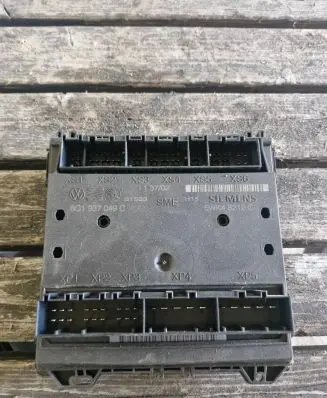 Volkswagen Polo Comfort/convenience module 6Q1937049C