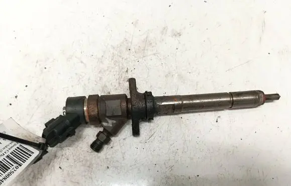 Fuel injector