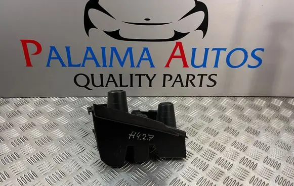 Peugeot 3008 III Rear bumper mounting bracket 9839884280