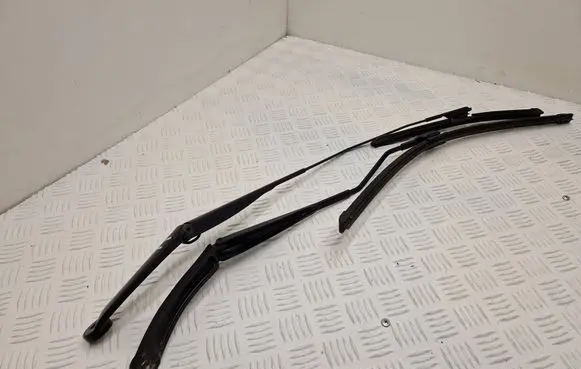 Renault Captur Windshield/front glass wiper blade 288812365R 288866528R