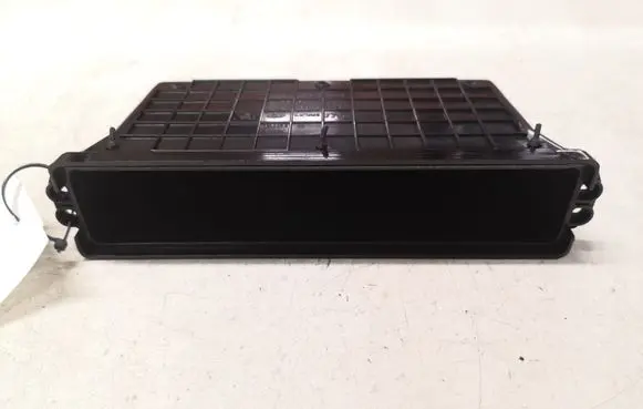 Hyundai Santa Fe Dashboard storage box/compartment U8443448