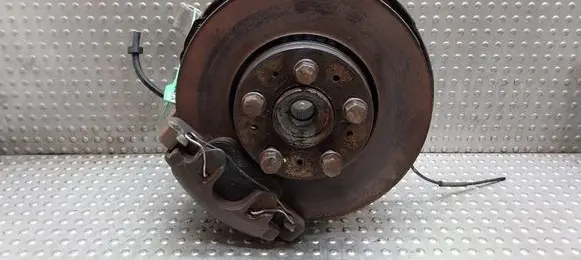 Volvo S60 Front wheel hub spindle knuckle 9461943