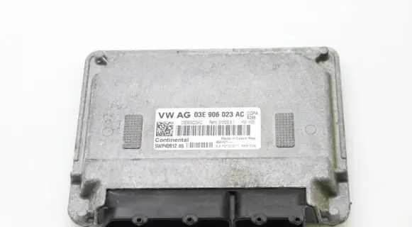 Skoda Fabia Mk2 (5J) Engine control unit/module 03E906023AC