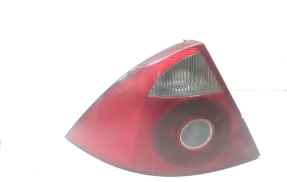 Ford Mondeo Mk III Rear/tail lights 1S7113405A