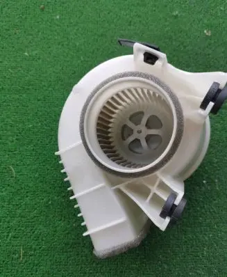 Toyota RAV 4 (XA40) Hybrid/electric vehicle battery fan G9230-48080