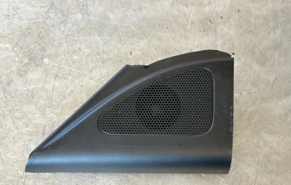 Hyundai Santa Fe Front door high frequency speaker 963102W101 876502W011