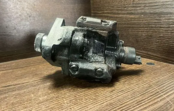 Iveco Daily 3rd gen Fuel injection high pressure pump 0445020002 0281002500