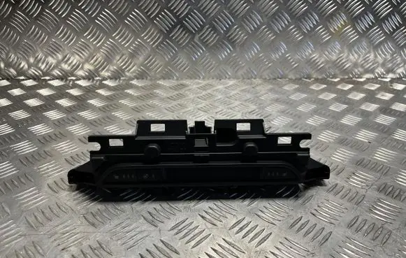 Mazda CX-5 II Seat heating switch KB8PA