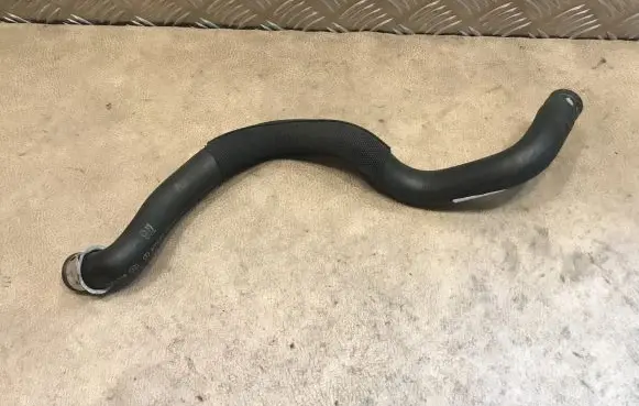 Mercedes-Benz E C207 W207 Engine coolant pipe/hose A2045010982