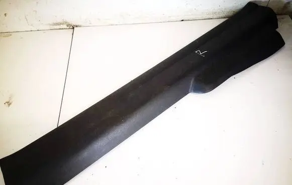 Front sill trim cover