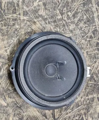 Ford Fusion Rear door speaker 6M2T18808