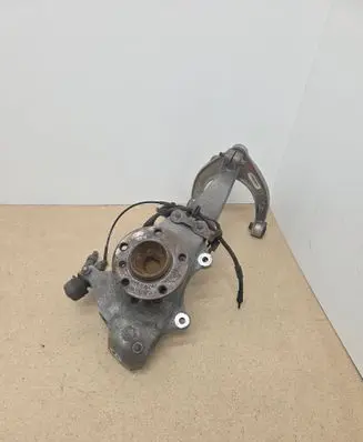 BMW 5 F10 F11 Front wheel hub 