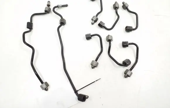 Mercedes-Benz E W211 Fuel injector supply line/pipe 