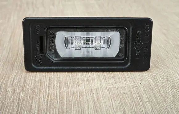 Audi A7 S7 4G Number plate light 4G0943021