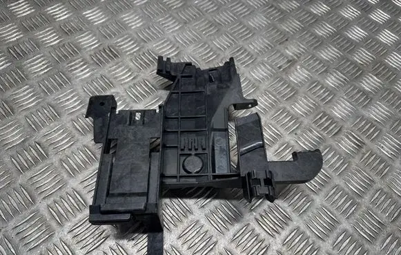 BMW X6 G06 Other engine bay part 8663502