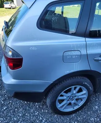 BMW X3 E83 Rear quarter panel