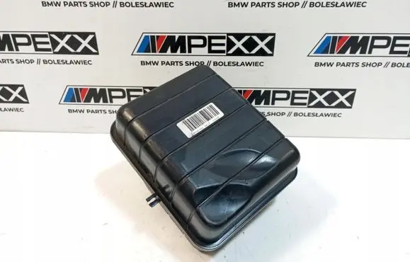 BMW 5 F10 F11 Intake resonator 