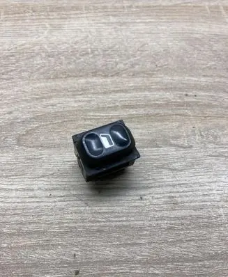 Peugeot Partner Electric window control switch A7319