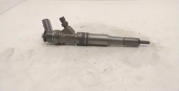 Fuel injector