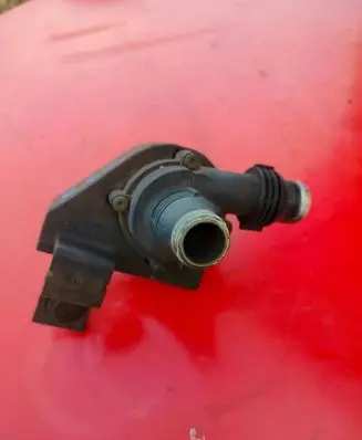BMW 5 E60 E61 Electric auxiliary coolant/water pump 6922647