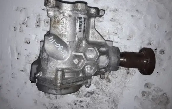 Volvo XC90 Front differential 31325810