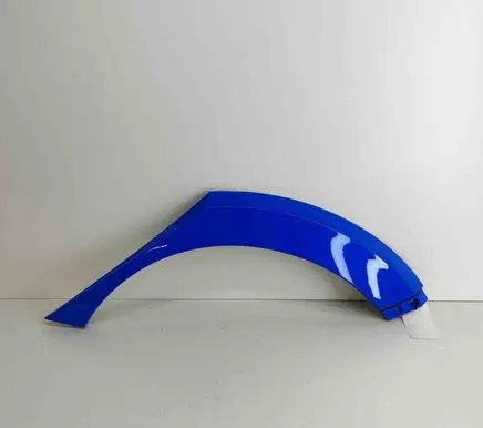 Rear fender molding trim