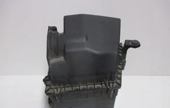 Peugeot Partner III Air filter box GX739H736CA