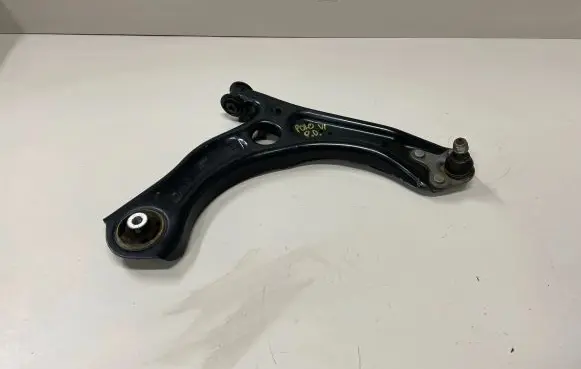 Volkswagen Polo VI Front lower control arm/wishbone
