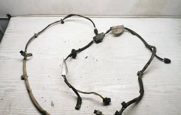 Volvo V70 Parking sensor (PDC) wiring loom 30724522