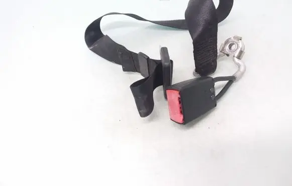 Skoda Fabia Mk1 (6Y) Middle seatbelt buckle (rear) 6Y0857487