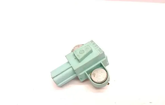 Audi A6 S6 C6 4F Airbag deployment crash/impact sensor 4F0955557A