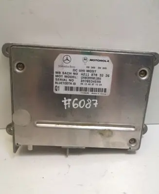 Mercedes-Benz R W251 Bluetooth control unit module A2118703226