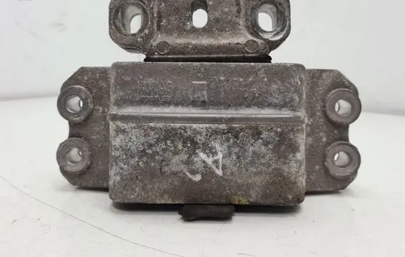 Audi A3 S3 8P Engine mount bracket 1K0199555