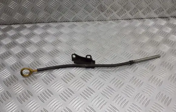 Toyota Previa (XR30, XR40) II Oil level dip stick 
