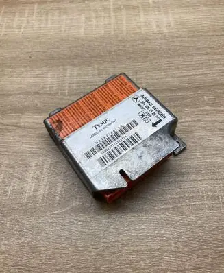 Mercedes-Benz E W210 Airbag control unit/module 0018202126 MRSZ29169