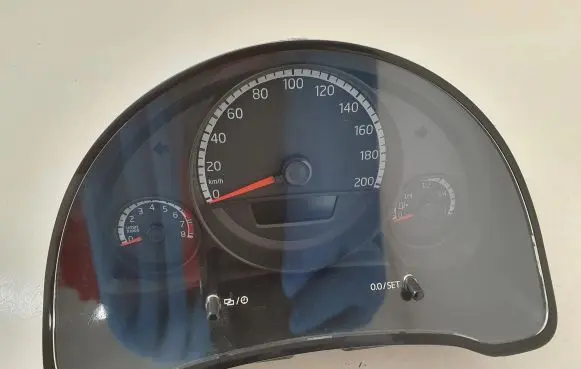 Volkswagen Up Speedometer (instrument cluster) 1S0920860M
