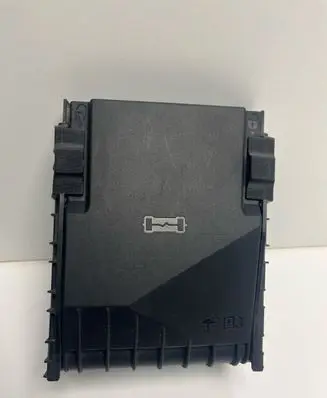Volkswagen PASSAT B6 Fuse box cover 1K0937132F