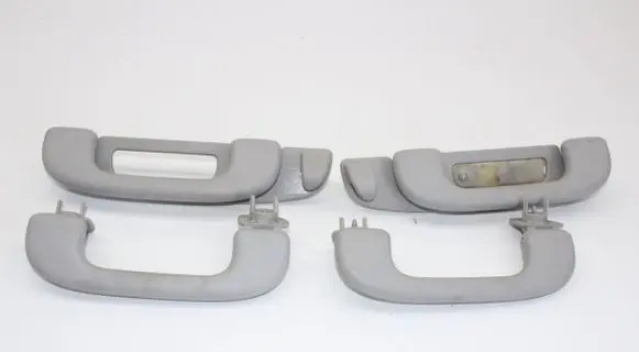 Mercedes-Benz R W251 A set of handles for the ceiling 