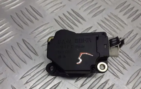 Volvo S80 A/C air flow flap actuator/motor 75622