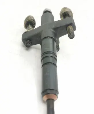 Mitsubishi Pajero Fuel injector 484410