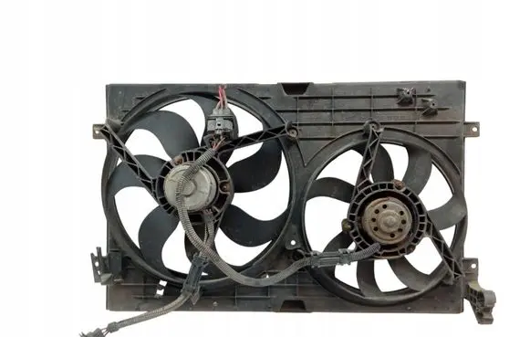 Seat Leon (1M) Electric radiator cooling fan 1J0121205B