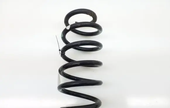 Toyota Avensis T270 Rear coil spring 4823105500