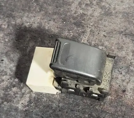Seat Ibiza III (6L) Electric window control switch 5880M63A