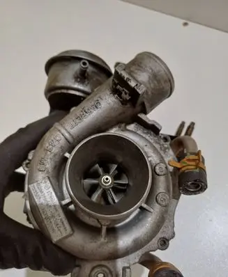 Renault Laguna II Turbo GT1746V EK035301