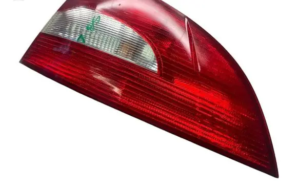 Skoda Superb B6 (3T) Rear/tail lights 3T5945096 270502