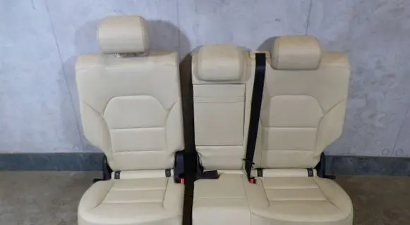 Mercedes-Benz B W246 W242 Second row seats 