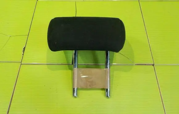 Nissan Juke I F15 Front seat headrest 10AB23 70CC99CE10284920B5